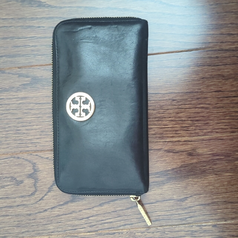 Tory Burch Black Leather Zip-Around Wallet with Gold Emblem